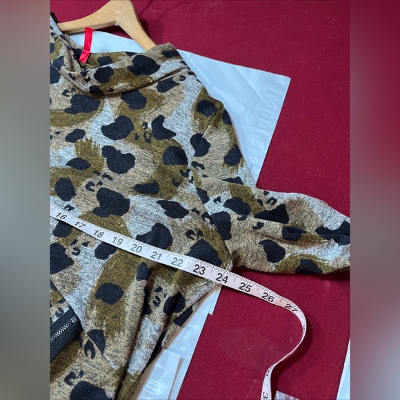 IC Connie K 1X COWL neck KNIT SWEATER olive Gray Black SPOTS Asymmetrical Hem 1X - Picture 13 of 16